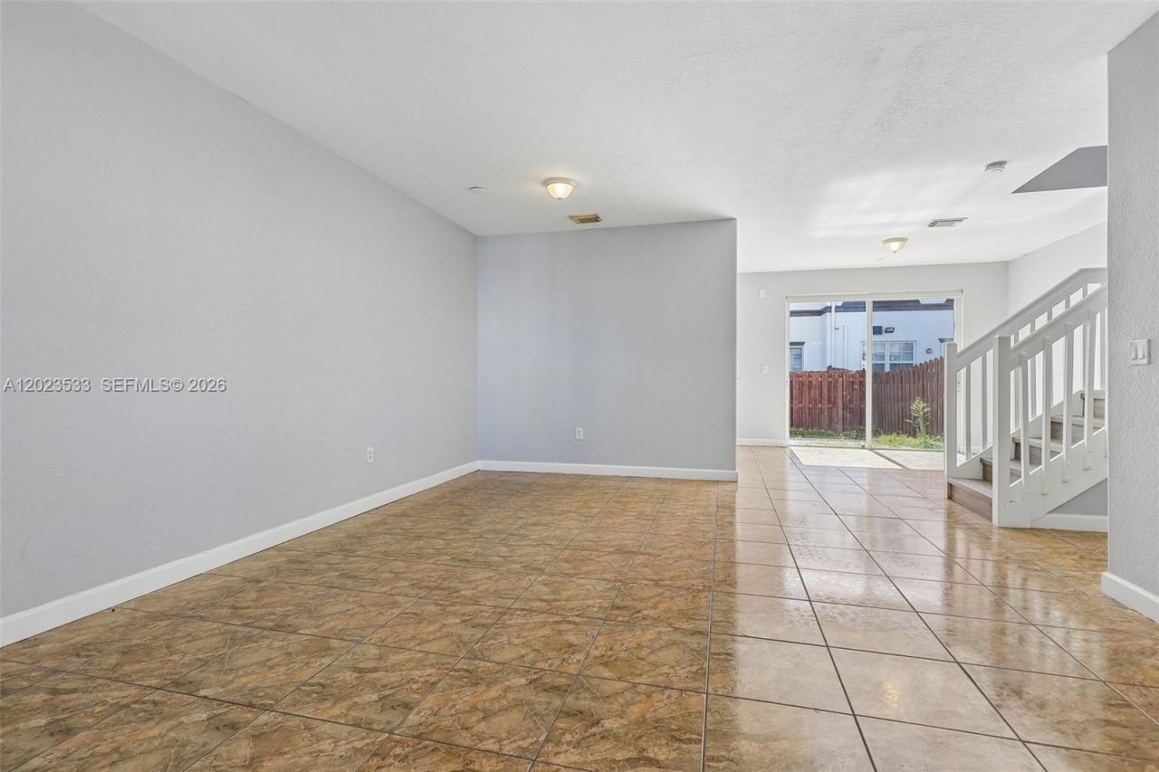 7616 NW 114th Path, Unit 7616, Doral, FL 33178 Photo