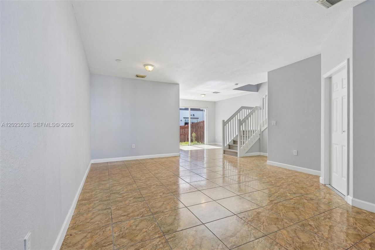 7616 NW 114th Path, Unit 7616, Doral, FL 33178 Photo
