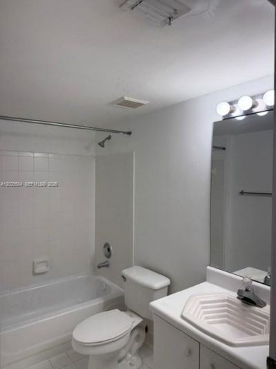 5530 NW 61st St, Unit 321, Coconut Creek, FL 33073 Photo