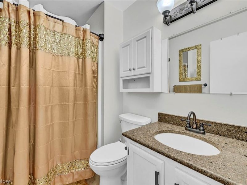 1819 Harbour Circle NW, Canton, OH 44708 Photo 29