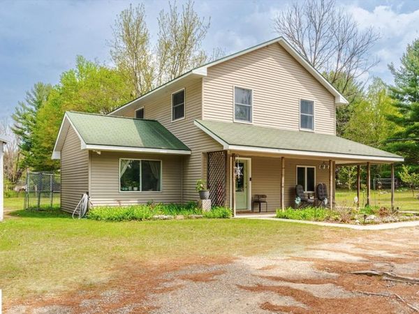 10942 Thiel Road, Traverse City, MI 49685