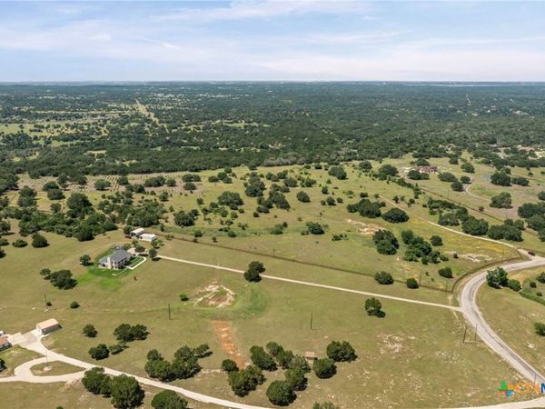 1306 Hidden Springs Drive, Salado, TX 76571