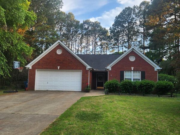 38 Addison Lane, Hoschton, GA 30548