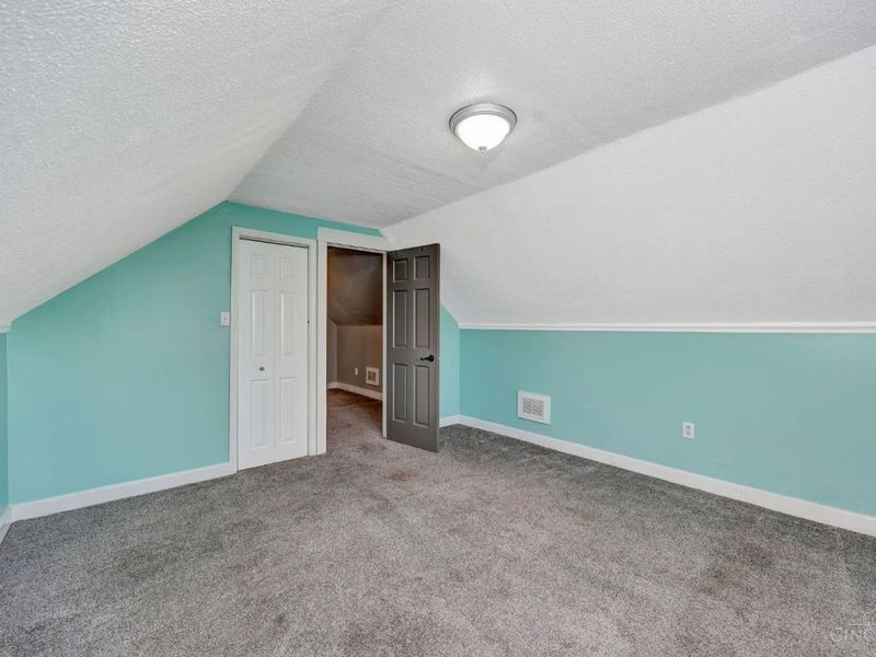 9952 Skyridge Drive, Colerain Township, OH 45252 Photo 29