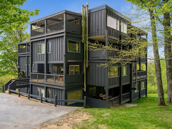 25 Trailside Drive, Unit 23, Warren, VT 05674