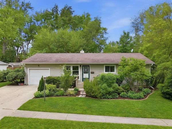 324 Birchwood Lane , DeKalb, IL 60115