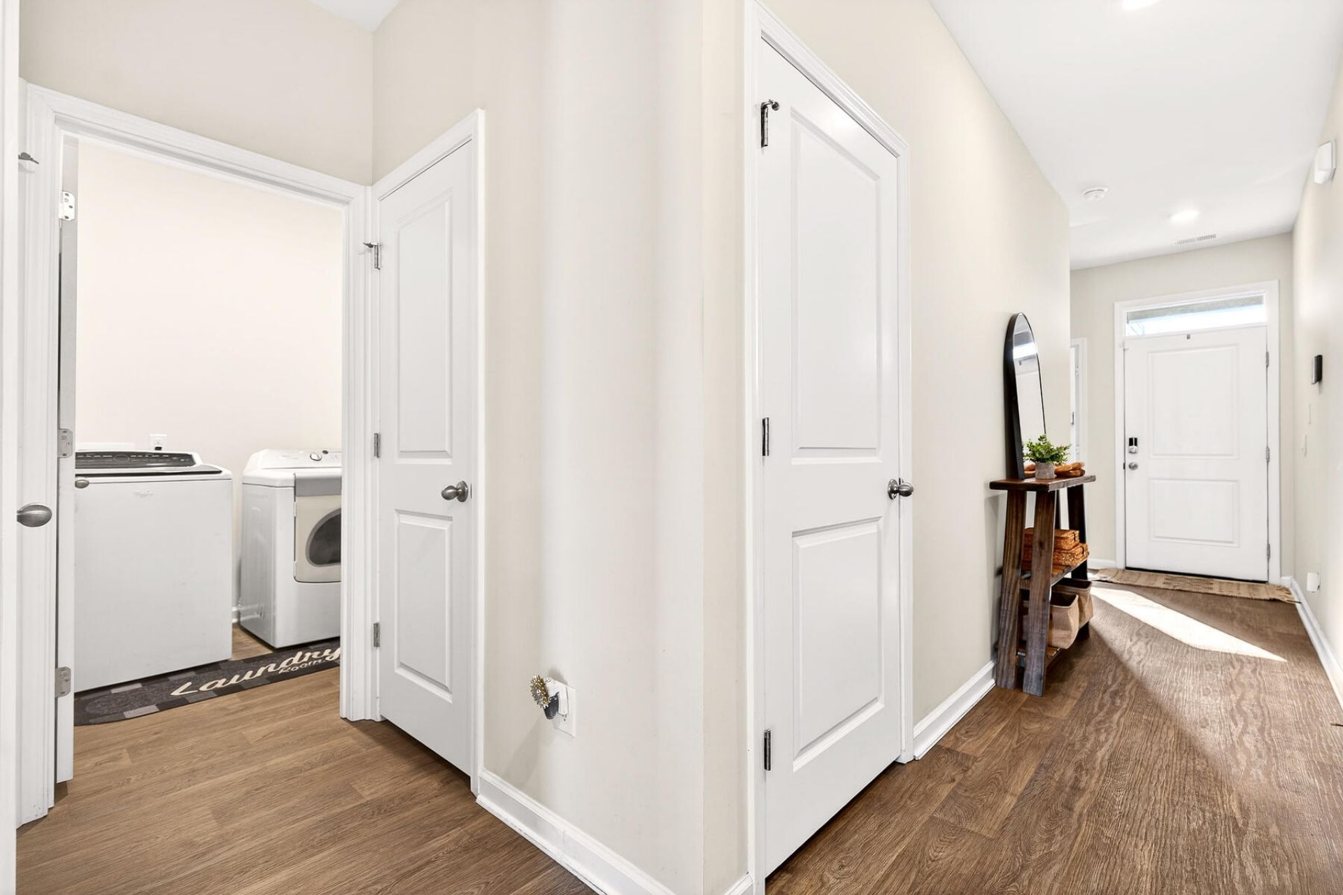 355 Feldspar Lane Photo 4