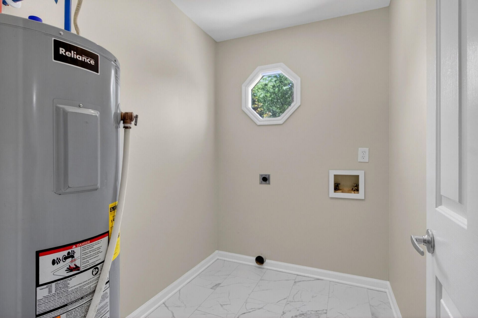 241 Dillard Drive Photo 23