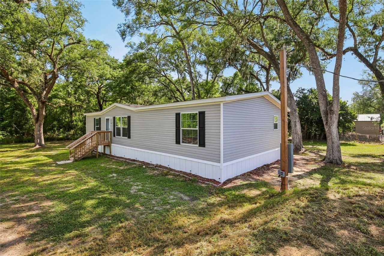 11487 SW 42nd Terrace, Webster, FL 33597 Photo