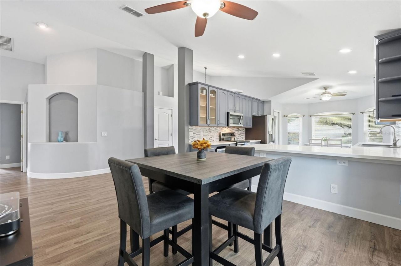 355 Ventura Drive, Oldsmar, FL 34677 Photo