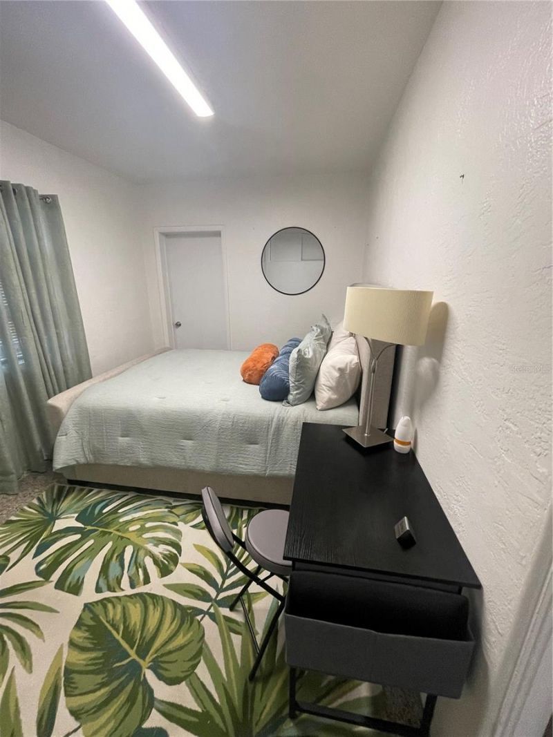 128 Ridgewood Avenue, Daytona Beach, FL 32117 Photo
