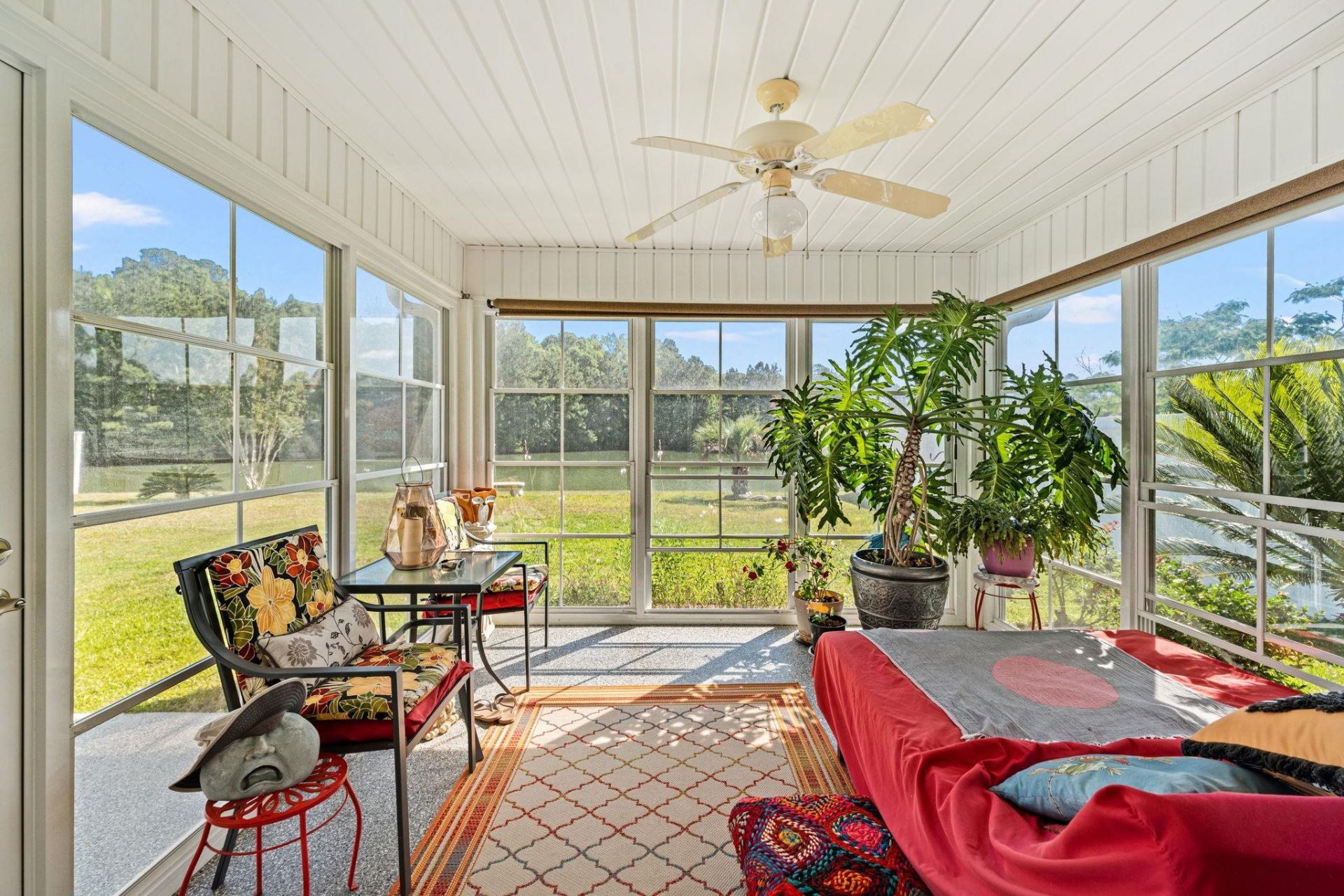 453 Barton Loop Photo 22