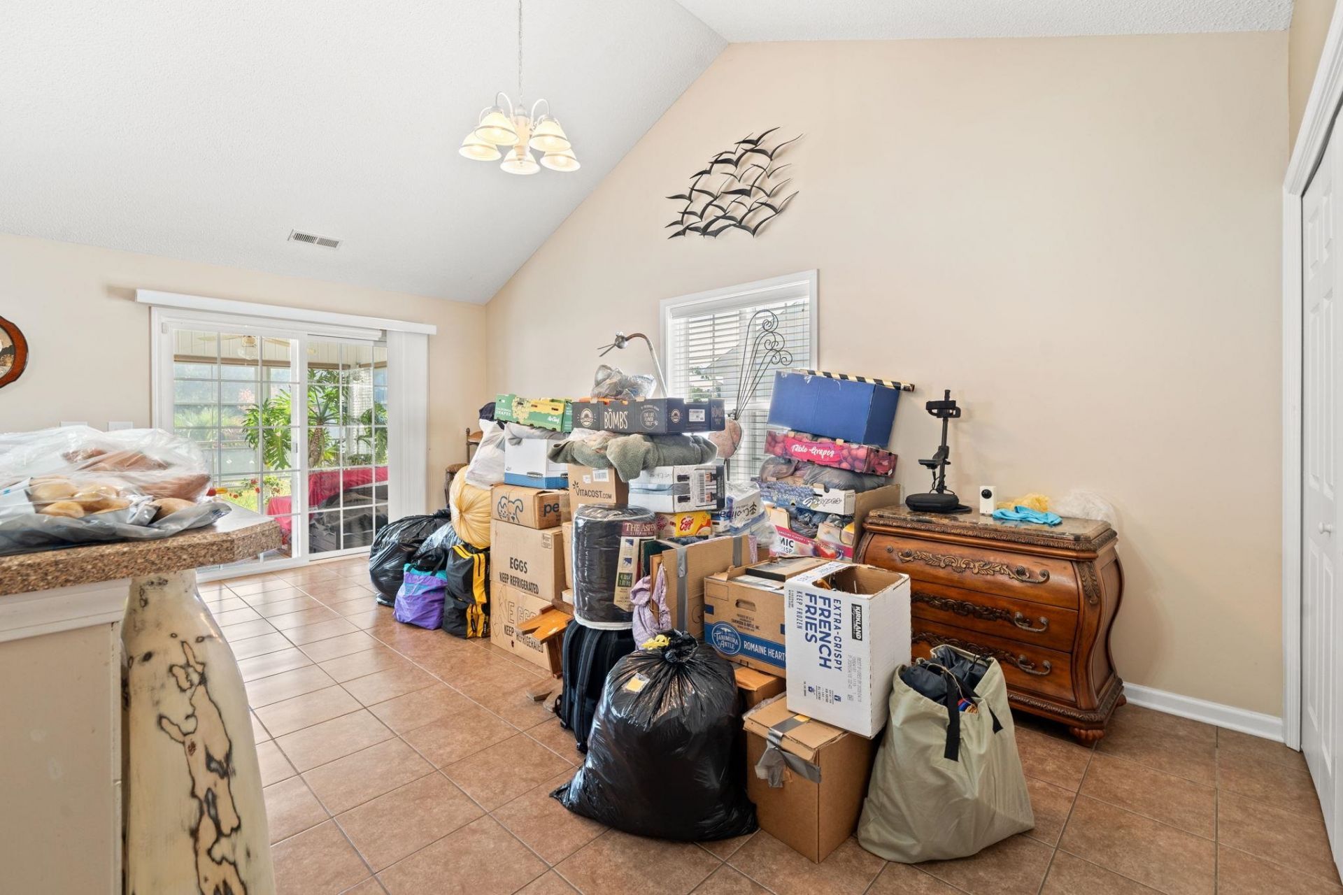 453 Barton Loop Photo 9