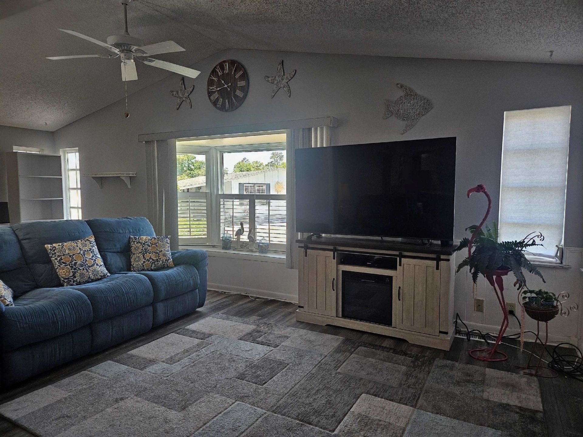 430 Pampas Dr.  Photo 11