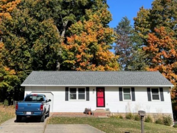4075 N Brookwood Drive, Bloomington, IN 47404