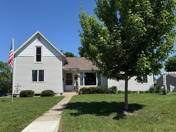 428 N Gorman Street, Blue Earth, MN 56013