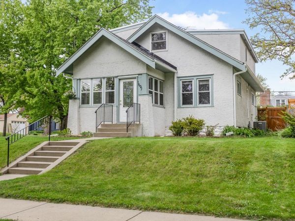 1697 Taylor Avenue, Saint Paul, MN 55104