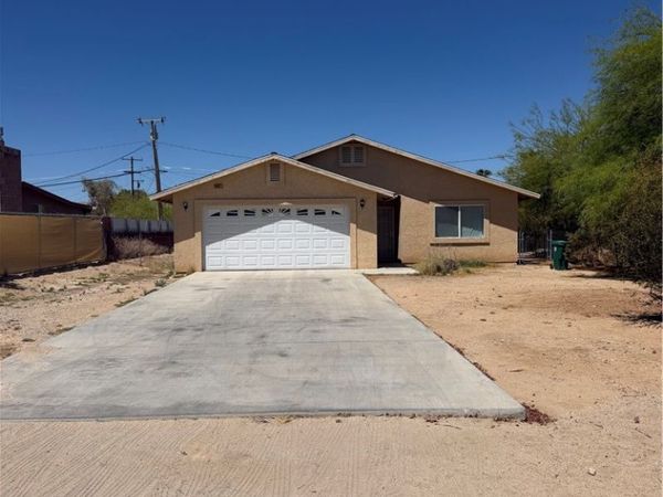 5932 La Buena Tierra Ave, 29 Palms, CA 92277