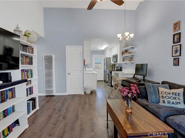 1140 Molino Avenue, Unit 5, Long Beach, CA 90804