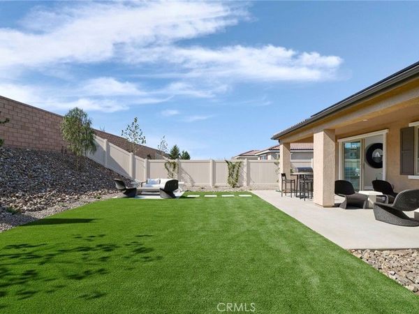 25391 Violane Drive, Menifee, CA 92585