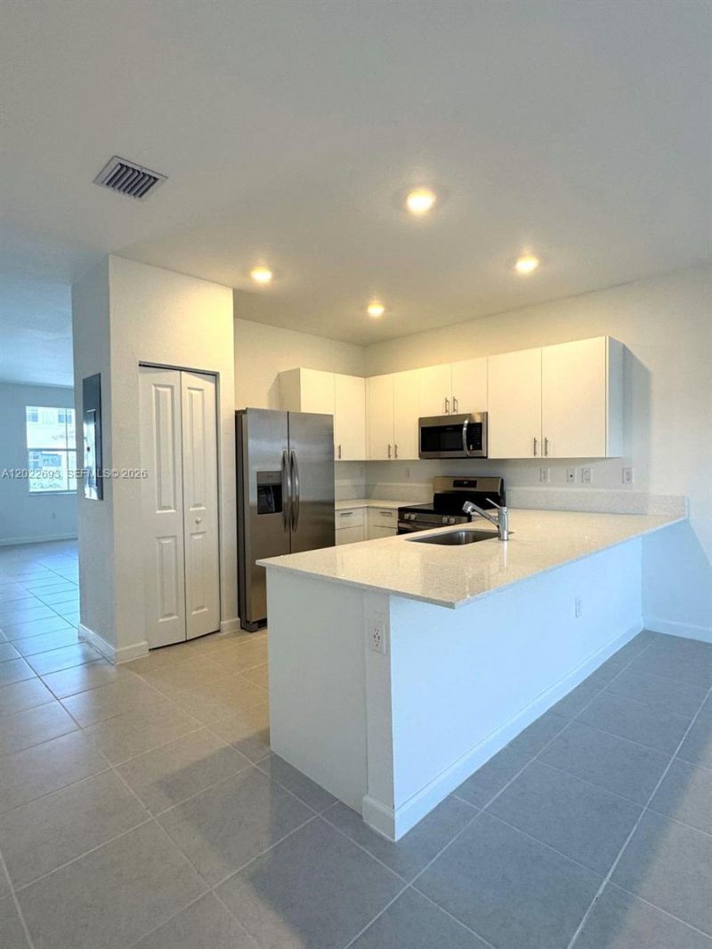 2893 SE 25th Rd , Homestead, FL 33035 Photo
