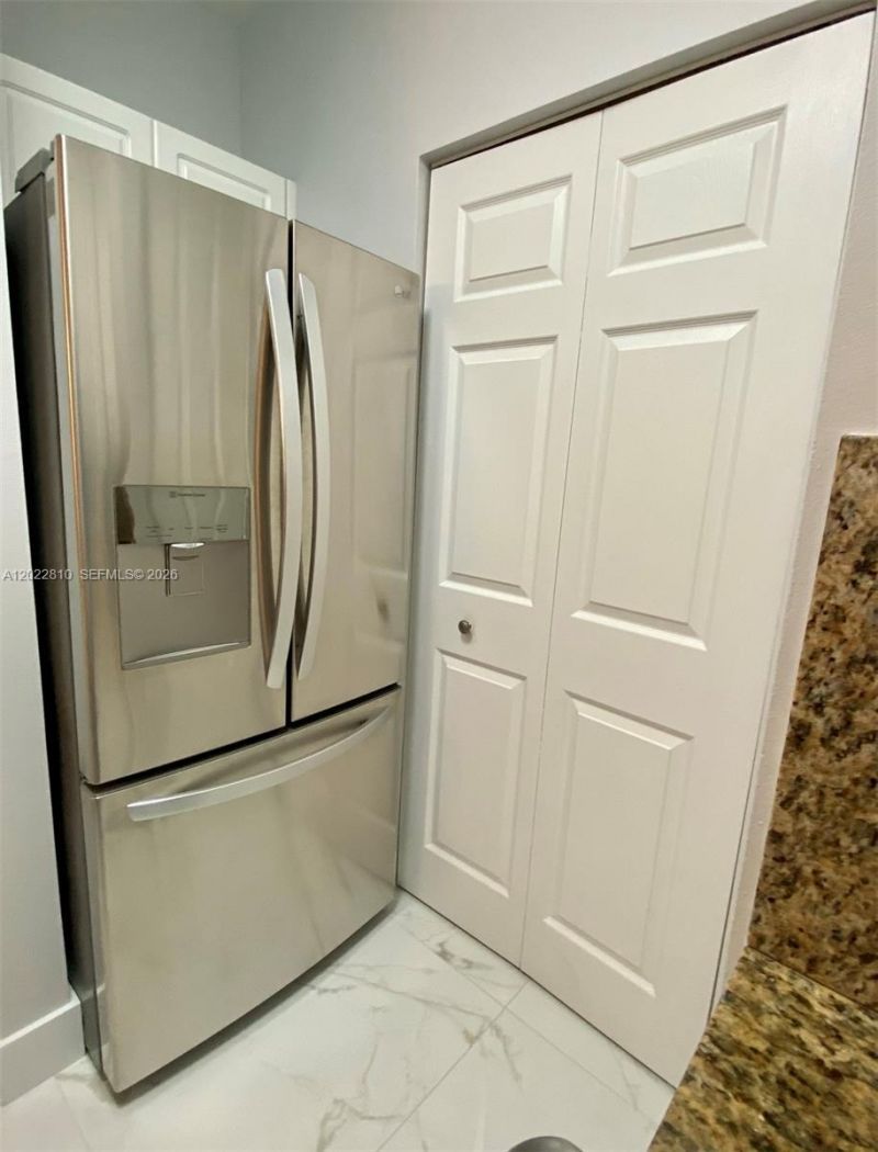 17125 N Bay Rd , Unit 3609, Sunny Isles Beach, FL 33160 Photo