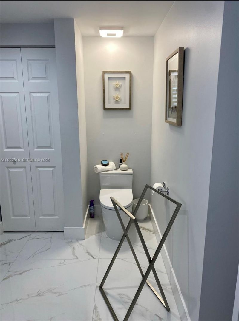 17125 N Bay Rd , Unit 3609, Sunny Isles Beach, FL 33160 Photo