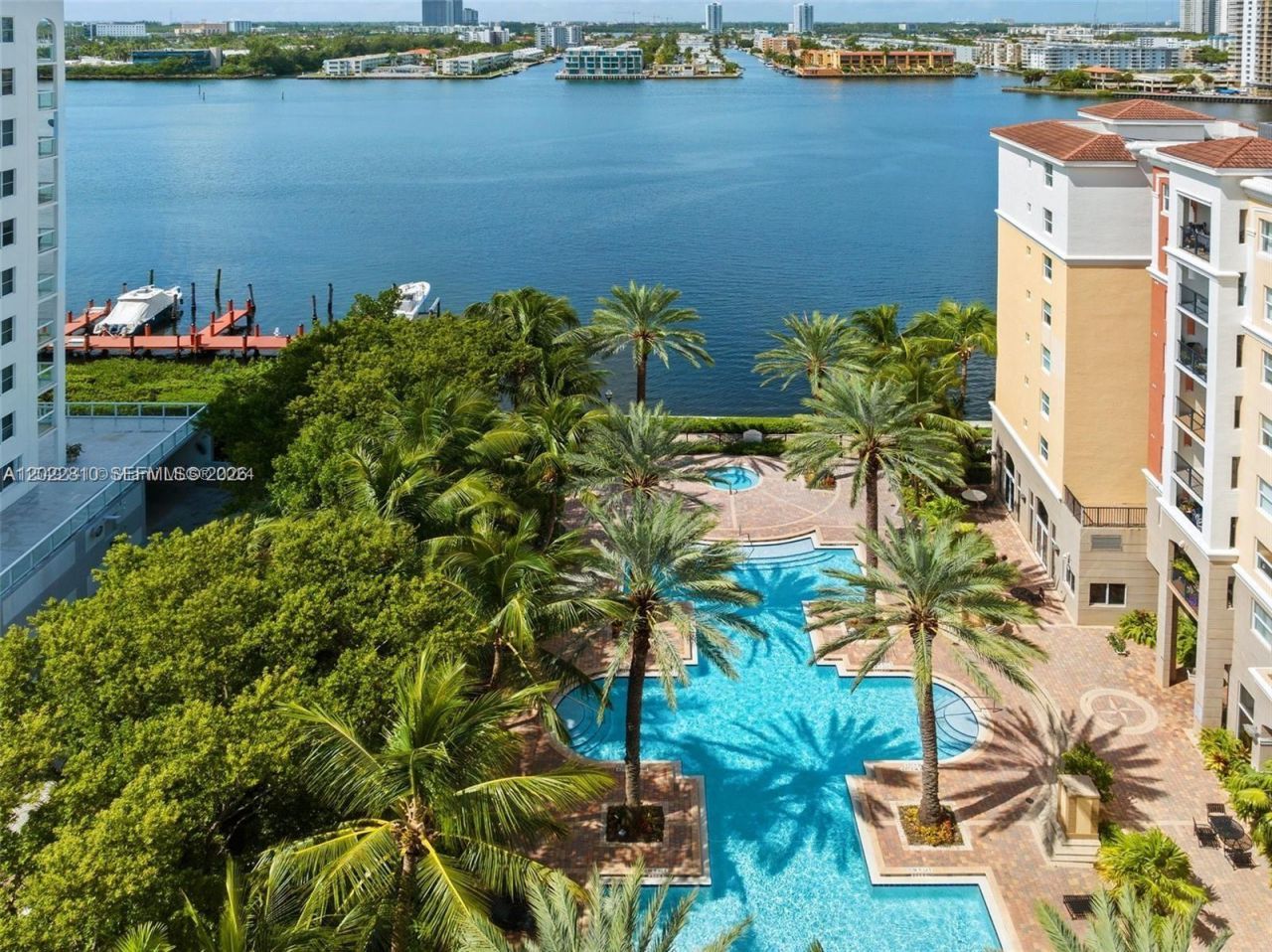 17125 N Bay Rd , Unit 3609, Sunny Isles Beach, FL 33160 Photo