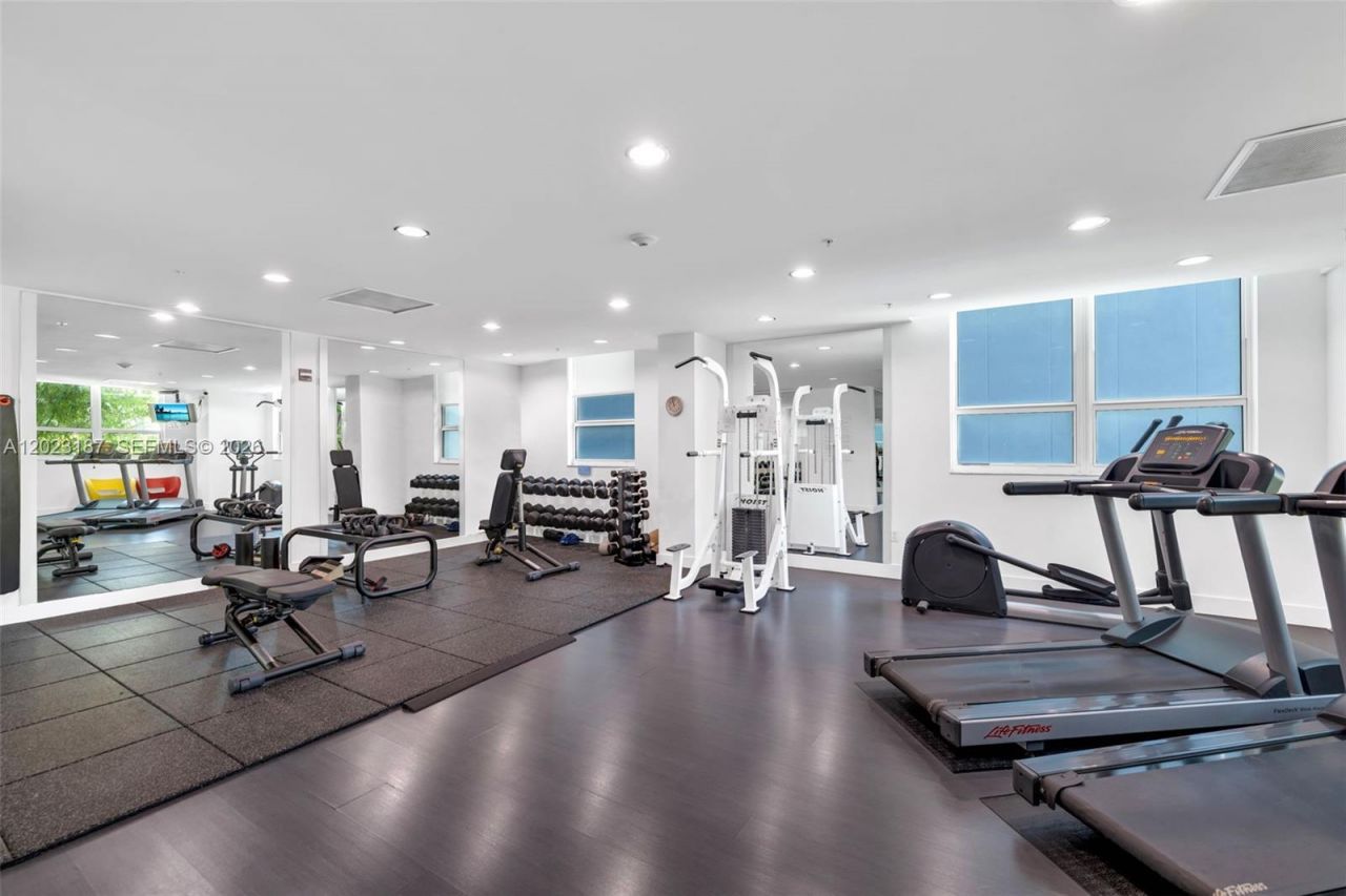 234 NE 3rd St , Unit 1108, Miami, FL 33132 Photo
