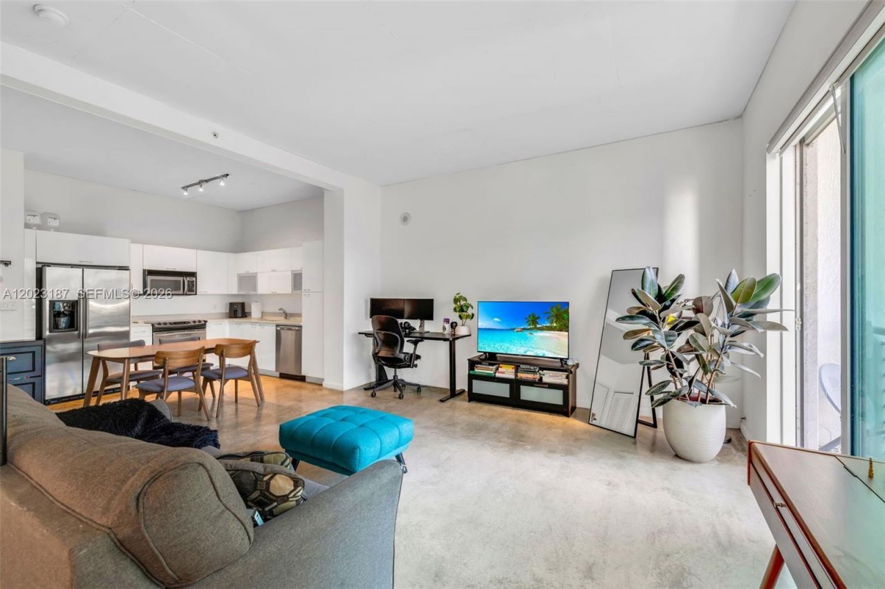 234 NE 3rd St , Unit 1108, Miami, FL 33132 Photo