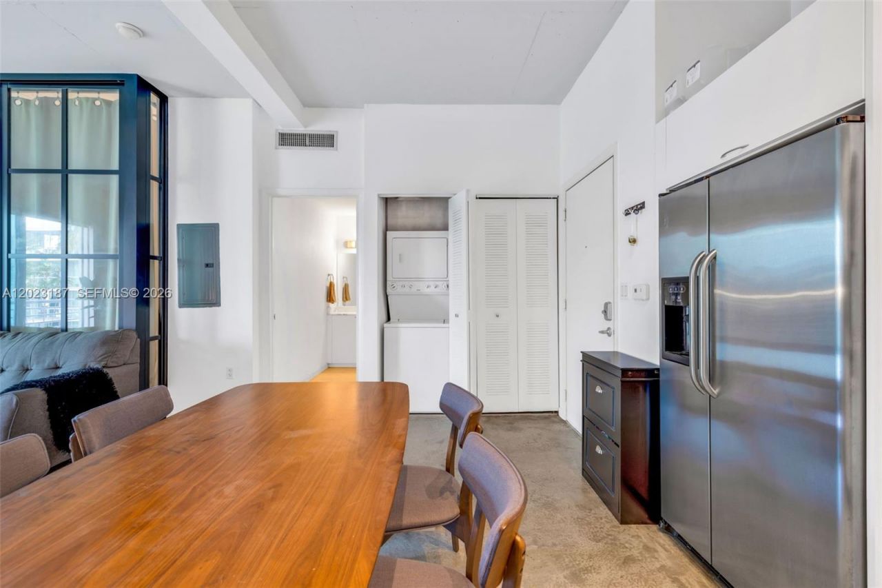 234 NE 3rd St , Unit 1108, Miami, FL 33132 Photo