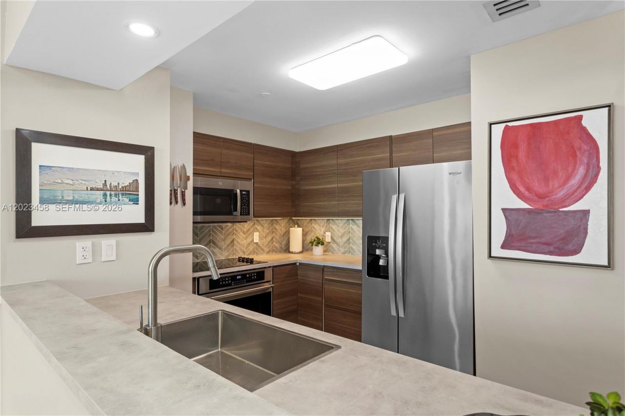 2475 Brickell Ave , Unit 708, Miami, FL 33129 Photo