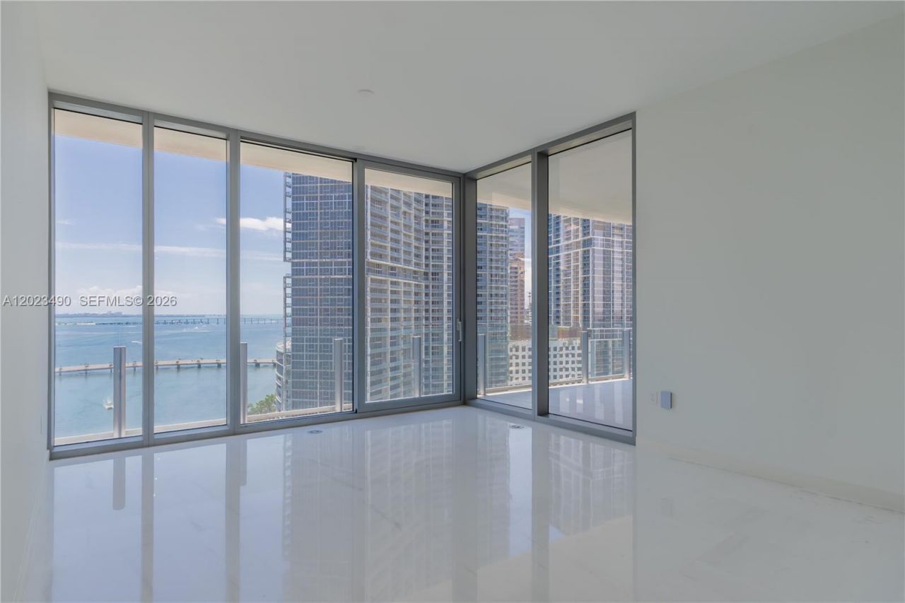 300 Biscayne Blvd Way , Unit 1704, Miami, FL 33131 Photo