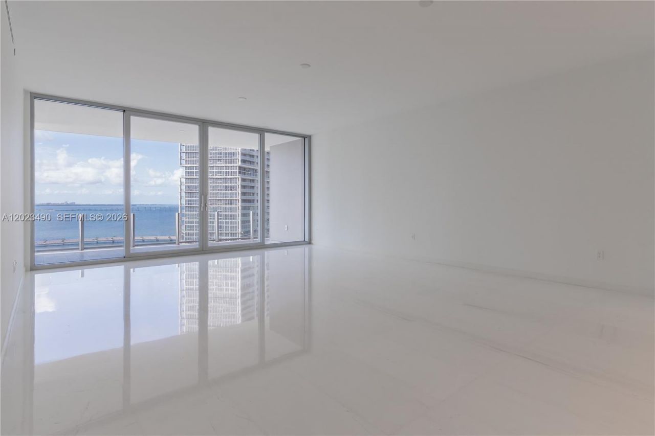 300 Biscayne Blvd Way , Unit 1704, Miami, FL 33131 Photo