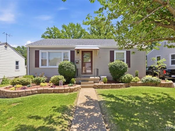3218 Saint Joachim Lane, St Ann, MO 63074