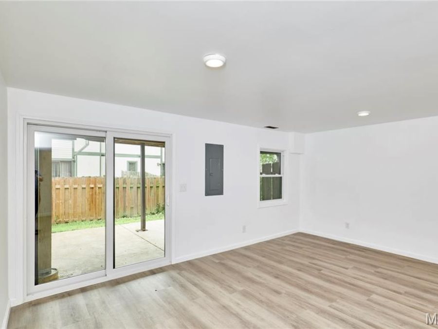 Property Image 70