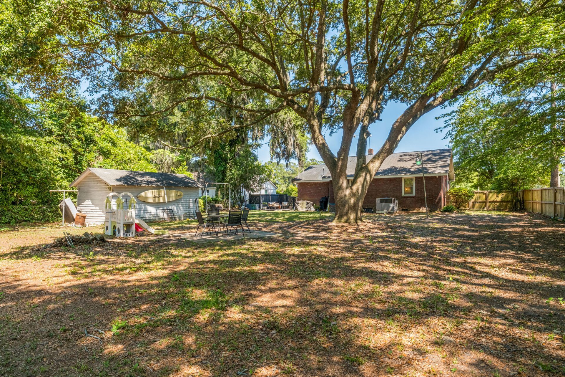 1428 Monitor Street Photo 27
