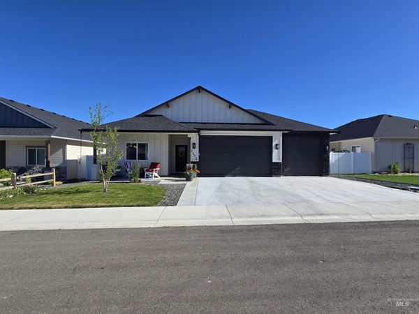 2675 Bandon Dunes Ave, Payette, ID 83661