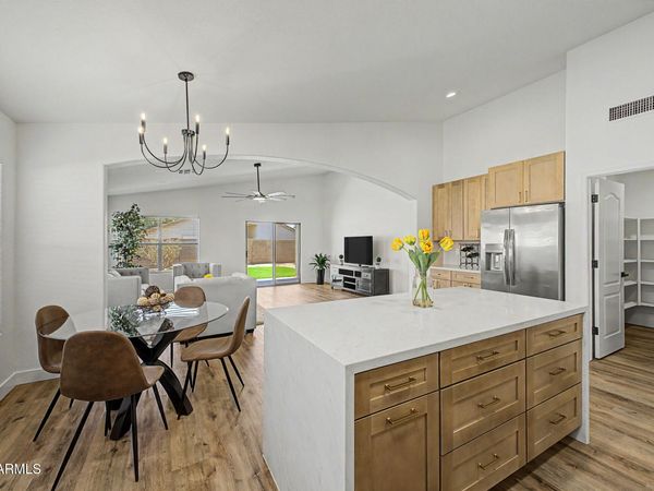 7847 E OSAGE Avenue, Mesa, AZ 85212