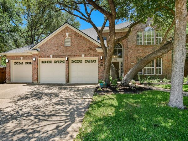 2203 Falkirk DR, Round Rock, TX 78681