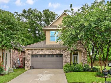 12494 Chartres Dr, Gonzales, LA 70737