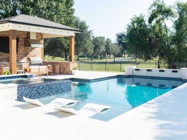 6216 Breeze Point Dr, Gonzales, LA 70737