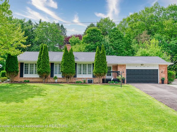 2133 Wayland Drive, Lansing, MI 48917