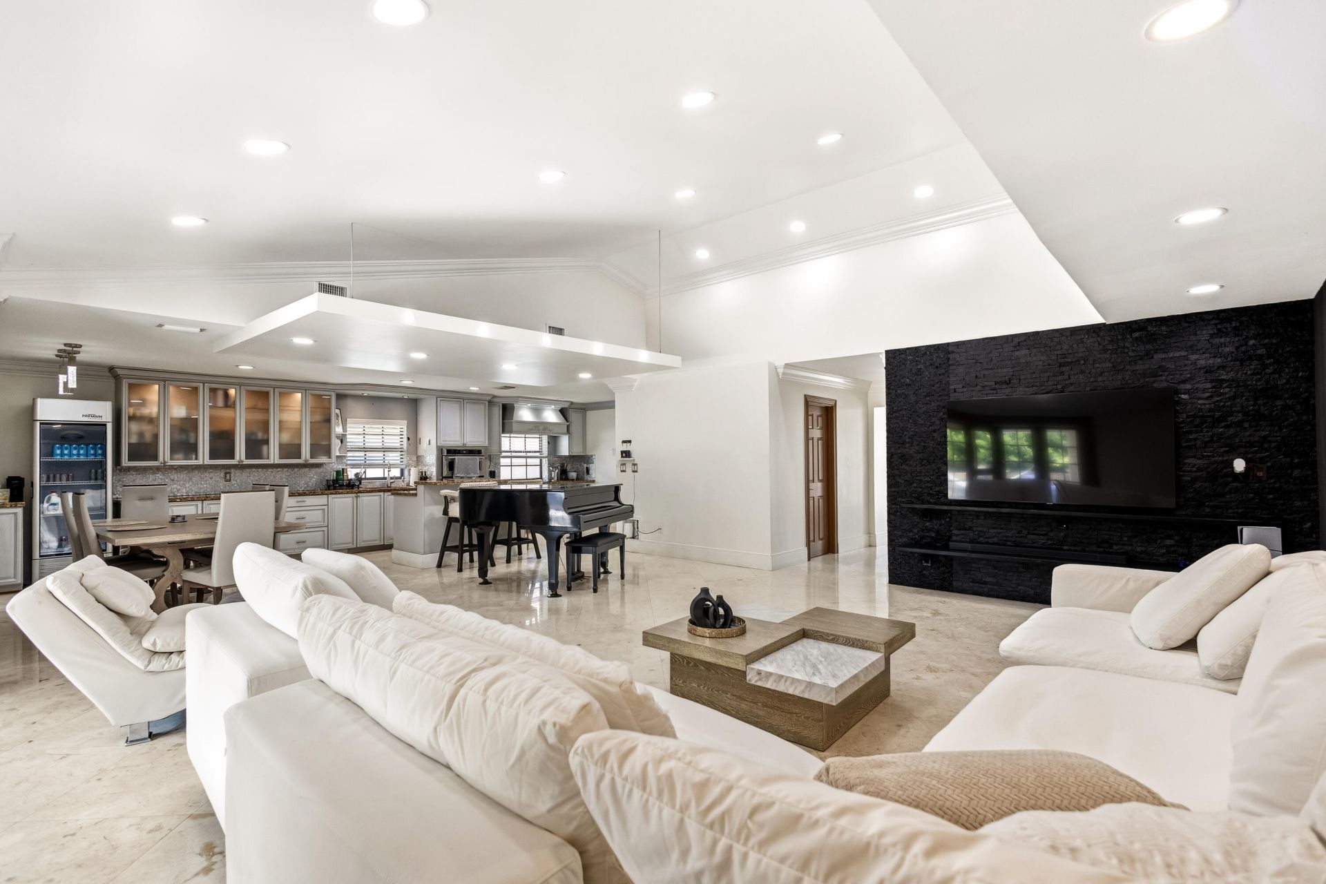 5223 Deerhurst Crescent Circle, Boca Raton, FL 33486 Photo