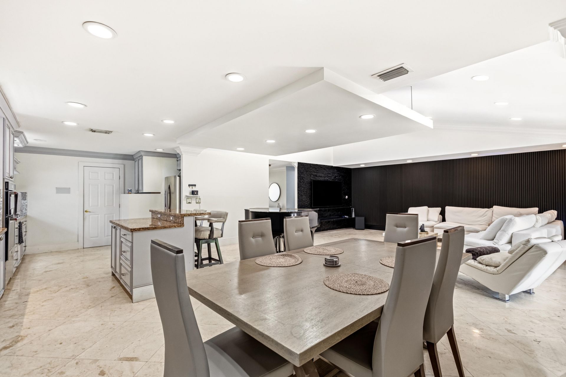 5223 Deerhurst Crescent Circle, Boca Raton, FL 33486 Photo