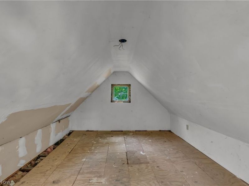 23804 Blackburn Road, Oakwood, OH 44146 Photo 18