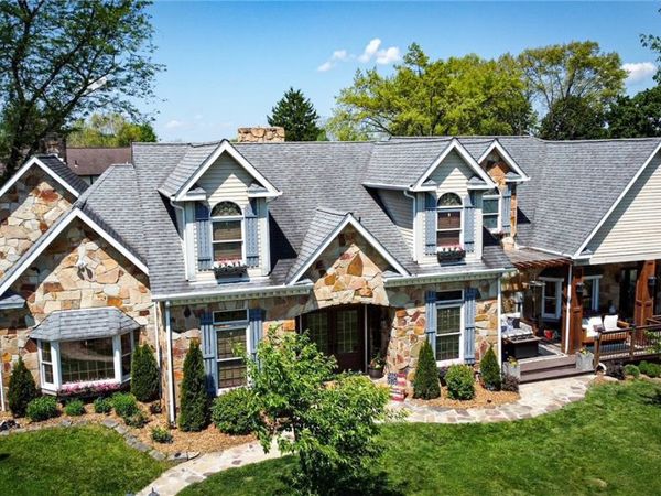 203 Oliver Dr, Butler, PA 16002