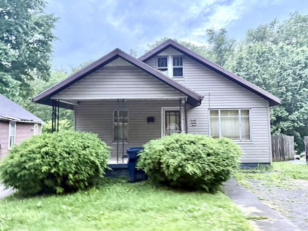2033 Oakview Road, Ashland, KY 41101