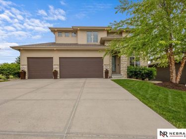 19655 Farnam Street , Omaha, NE 68022