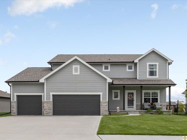 5213 Helwig Avenue , Papillion, NE 68046